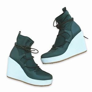 Steve Madden wedge boots